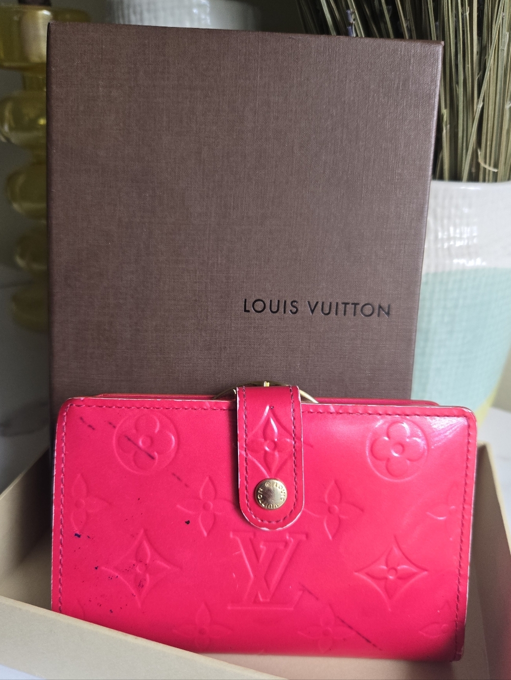 Vintage Louis Vuitton Pink Vernis Leather Compact Kisslock Wallet With Box